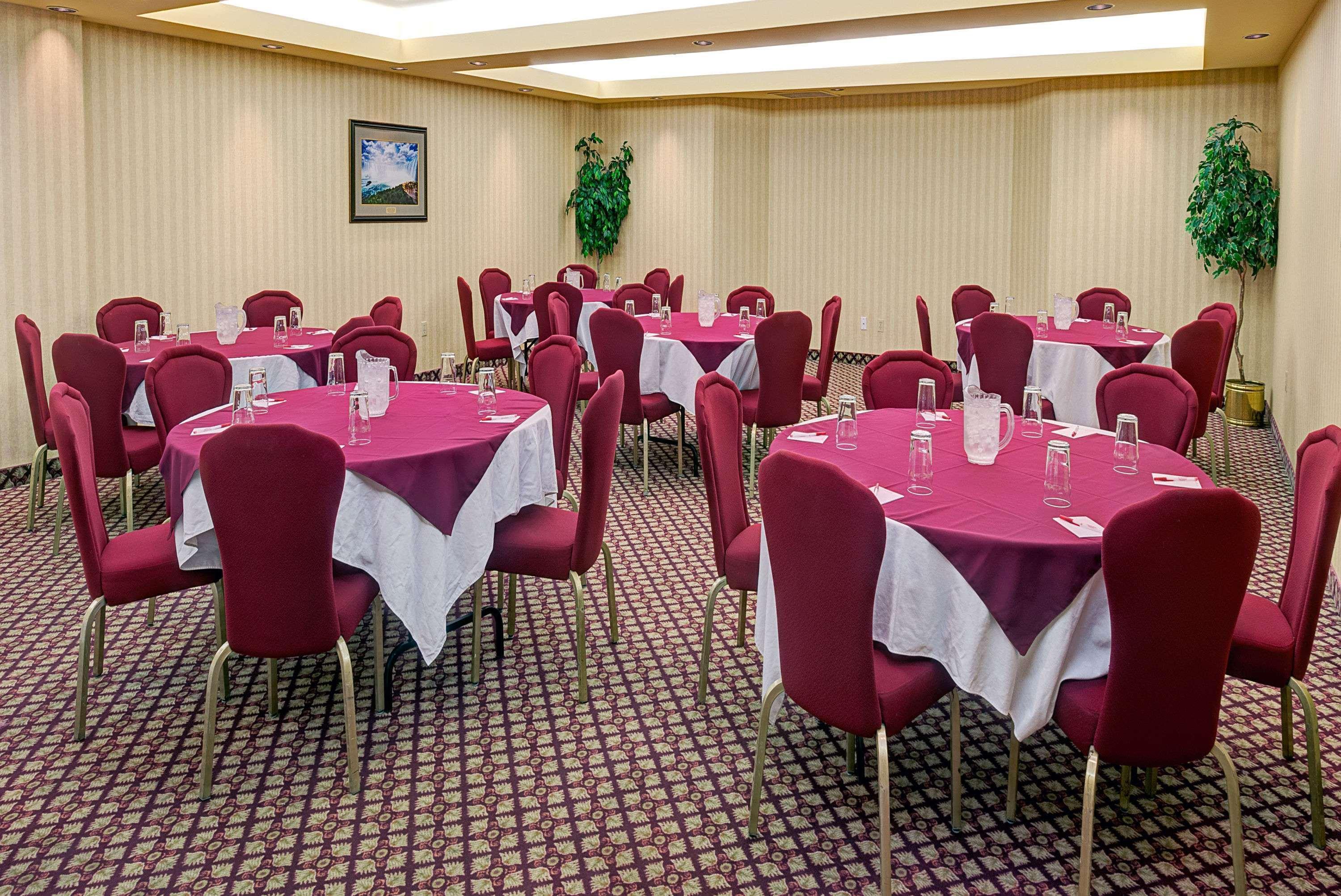 Ramada By Wyndham Niagara Falls/Fallsview Luaran gambar