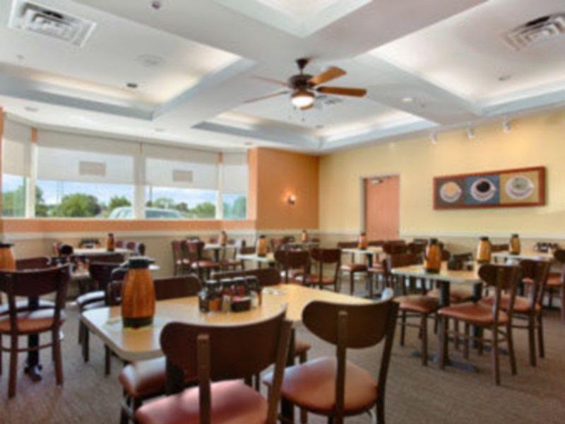 Ramada By Wyndham Niagara Falls/Fallsview Luaran gambar