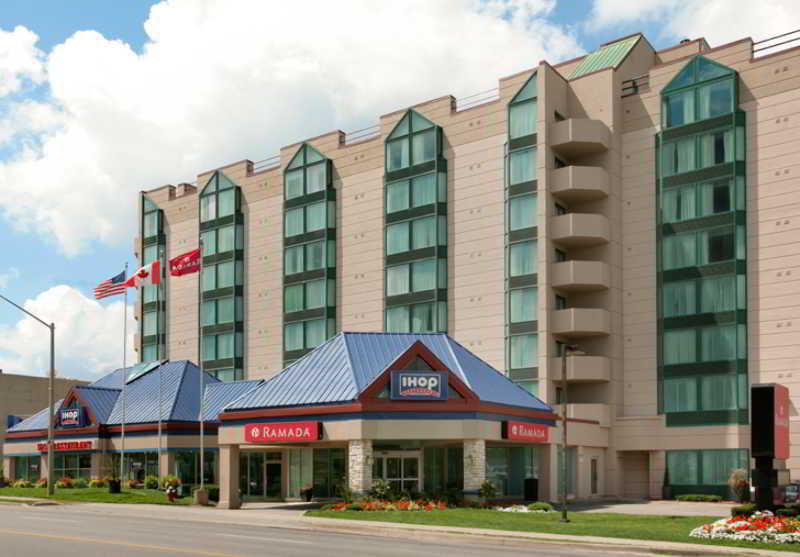 Ramada By Wyndham Niagara Falls/Fallsview Luaran gambar